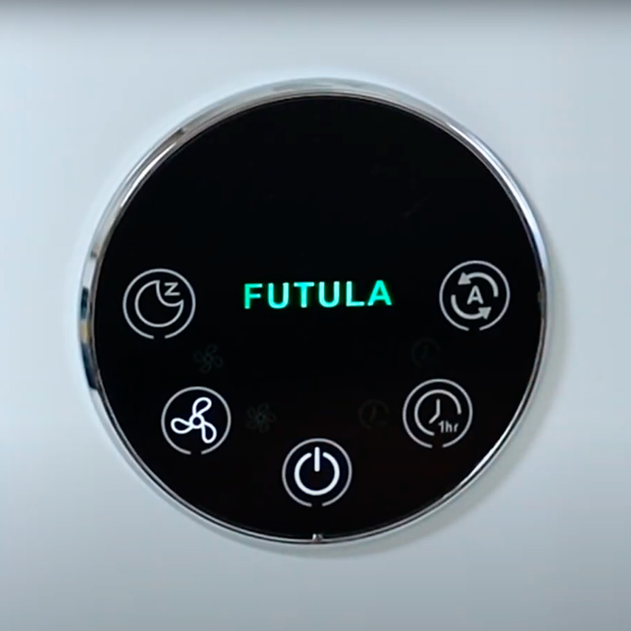По центру панели выводится логотип Futula, цвет которого зависит от качества воздуха в помещении
